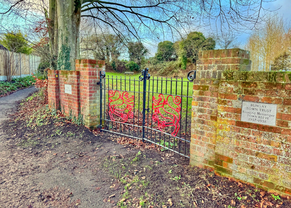 Castle Hills Gates